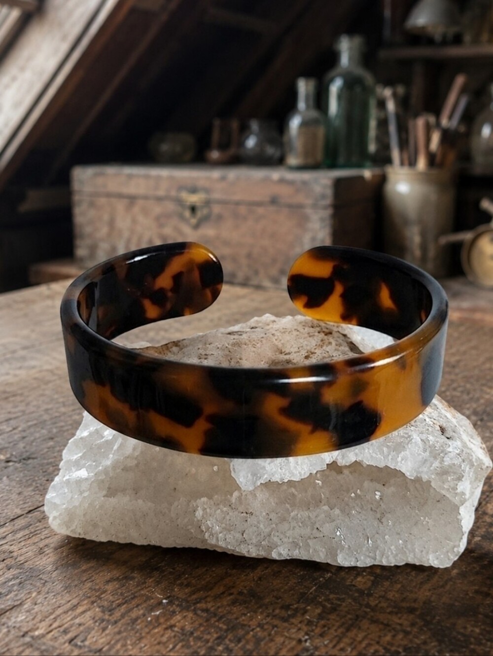 Small Faux Tortoise Plastic Acrylic Costume Jewelry Vintage Bangle Cuff Bracelet
